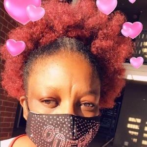 Meet your Posher, Nikki